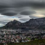 Las nubes Ovni que desconciertan a los habitantes de Ciudad del Cabo