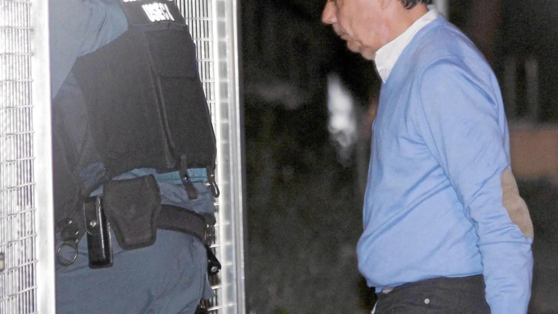 El ex presidente de la Comunidad de Madrid Ignacio González, tras ser detenido