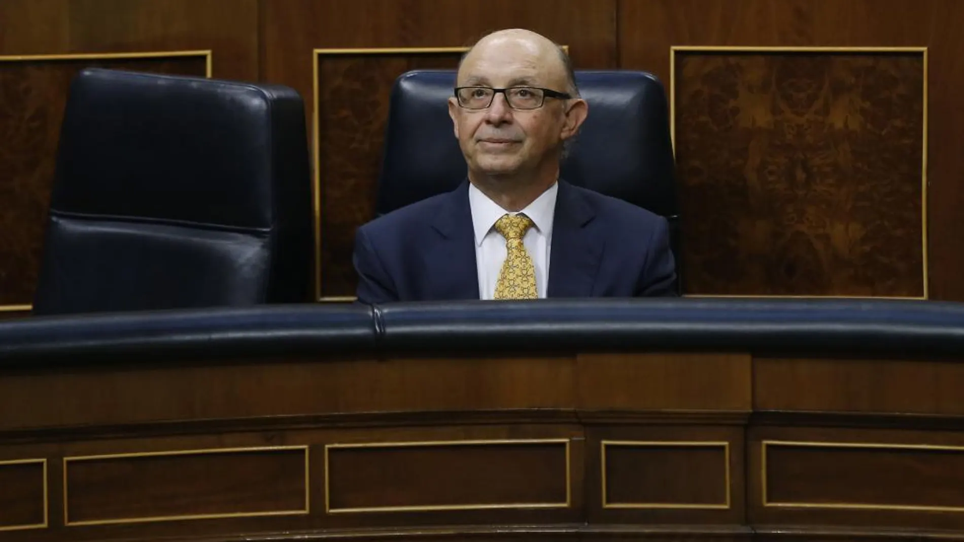 Cristóbal Montoro, en el Congreso de los Diputados en la tercera y última jornada de debate y votación de los Presupuestos Generales del Estado.