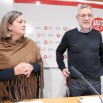 Agustín Prieto junto a Carmen Ámez en la sede de UGT en Valladolid