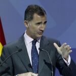 El Rey Felipe VI durante su discurso en el acto de acreditación de embajadores honorarios de la Marca España