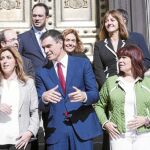 La presidenta de la Junta, Susana Díaz, acudió ayer a Madrid a la presentación de la propuesta de reforma constitucional de Pedro Sánchez