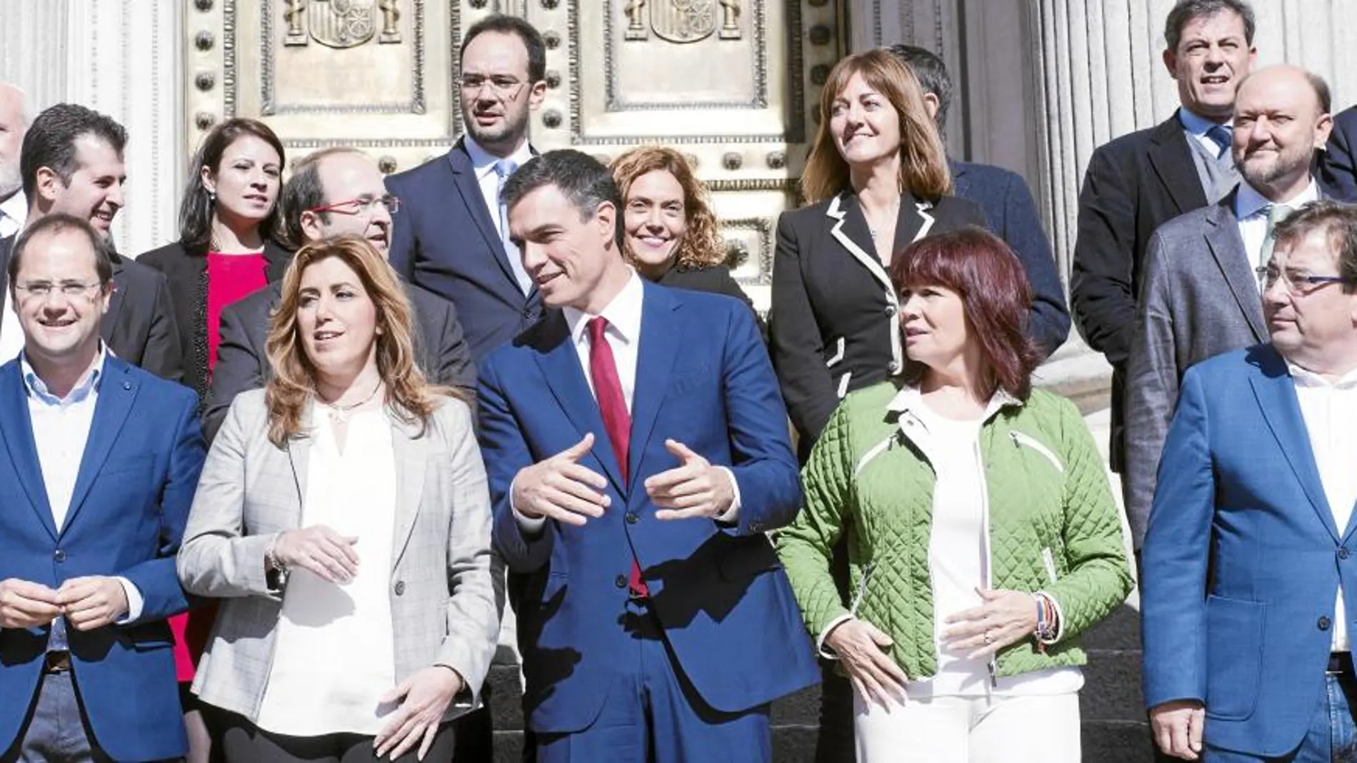 La presidenta de la Junta, Susana Díaz, acudió ayer a Madrid a la presentación de la propuesta de reforma constitucional de Pedro Sánchez