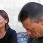 Pasados ya más de tres meses desde que se perdió su pista, la familia de Manuela –en la imagen su hermana Emilia y el marido de ésta, José Moreno– sigue aferrada a la esperanza de dar con ella