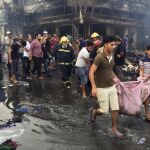 Imagen de archivo de un atentado con coche bomba en Bagdad.