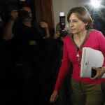 Arrimadas vs. Forcadell: La presidenta del Parlament también desobedece a la moda