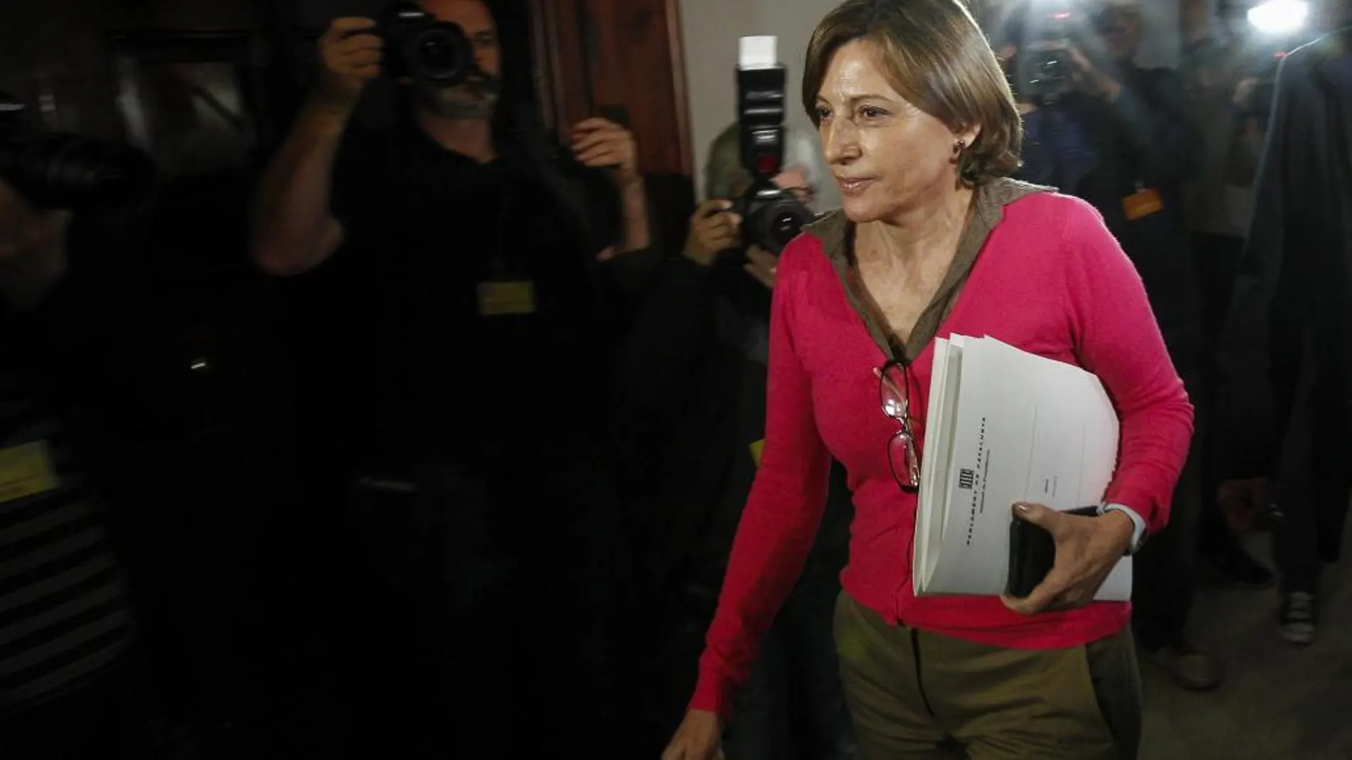 Arrimadas vs. Forcadell: La presidenta del Parlament también desobedece a la moda