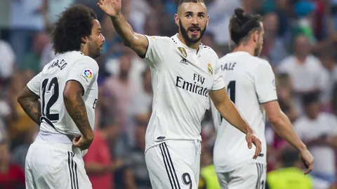 A Benzema se les caen los goles
