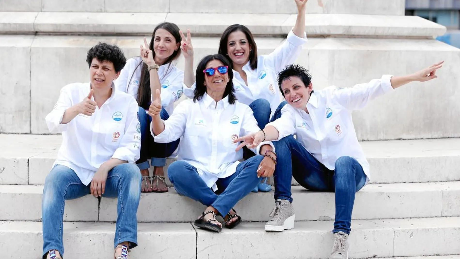 De izda. a dcha., Araceli Oubiña, Eva García, Rosa Fernández, Carmen González-Meneses y María Barrabés