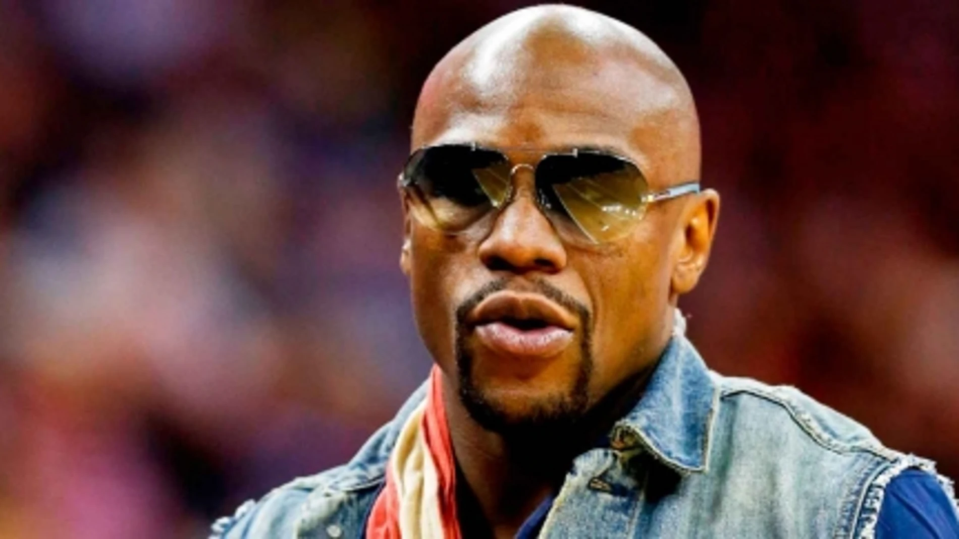Floyd Mayweather abrirá su propio club de strippers