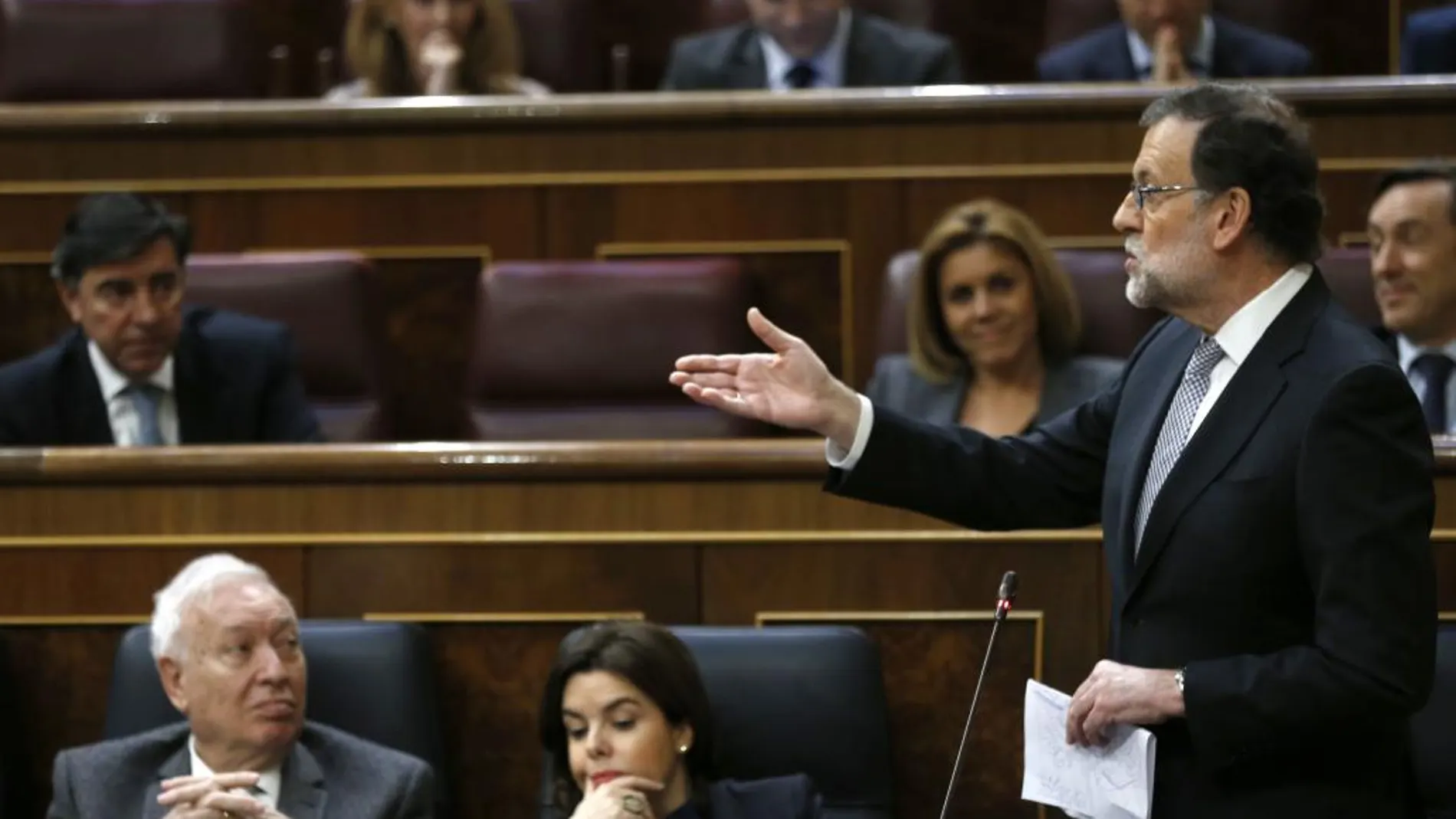 El presidente del Gobierno en funciones, Mariano Rajoy, durante una de sus intervenciones desde el escaño