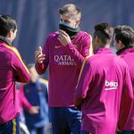 Piqué, Neymar, Suárez y Messi, ayer en la sesión de trabajo del Barcelona, previa al partido de hoy con el Getafe de Escribá