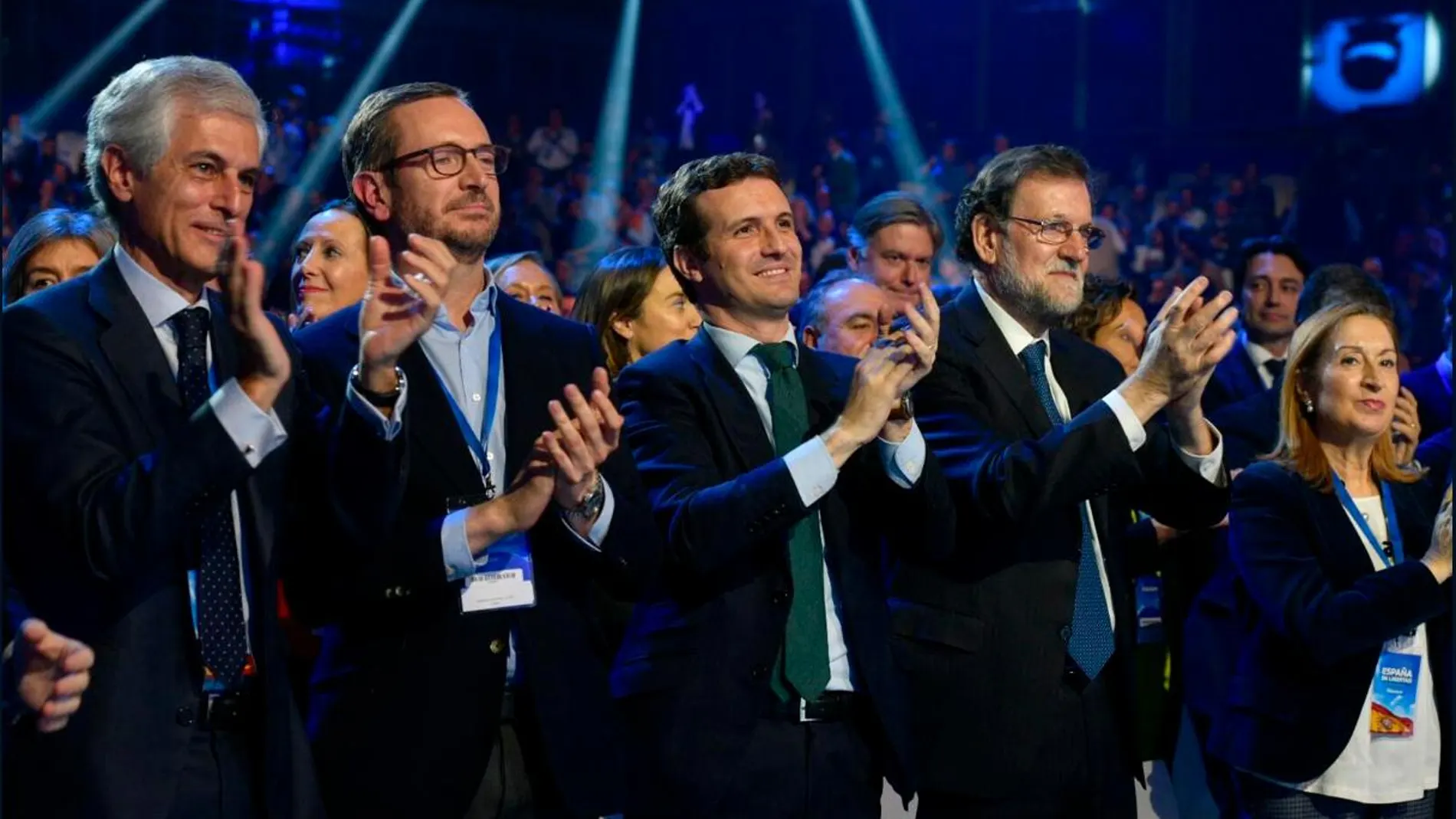 Adolfo Suárez Illana, Javier Maroto, Pablo Casado, Mariano Rajoy y Ana Pastor durante la convención del Partido Popular