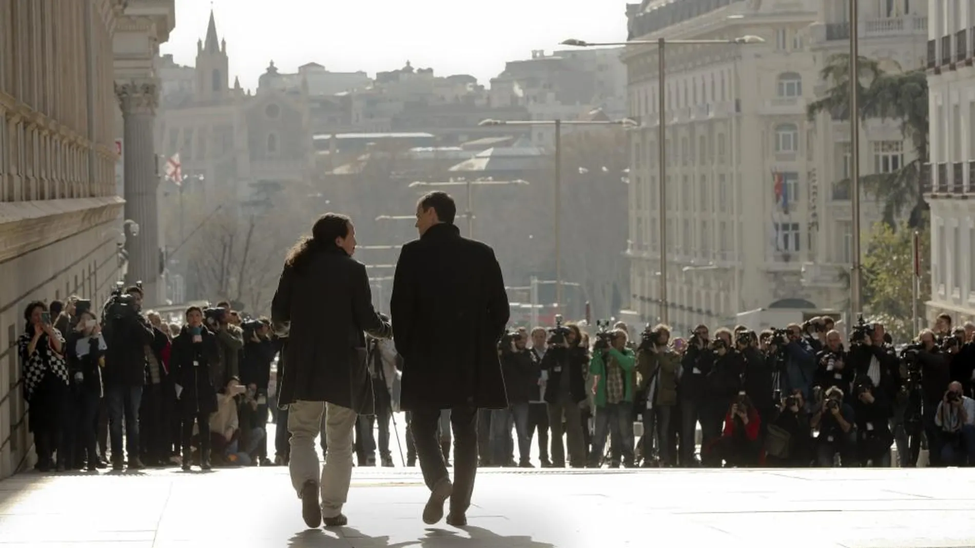 Pablo Iglesias y Pedro Sánchez se encontraron fuera del Congreso con motivo de su última reunión en marzo de 2016