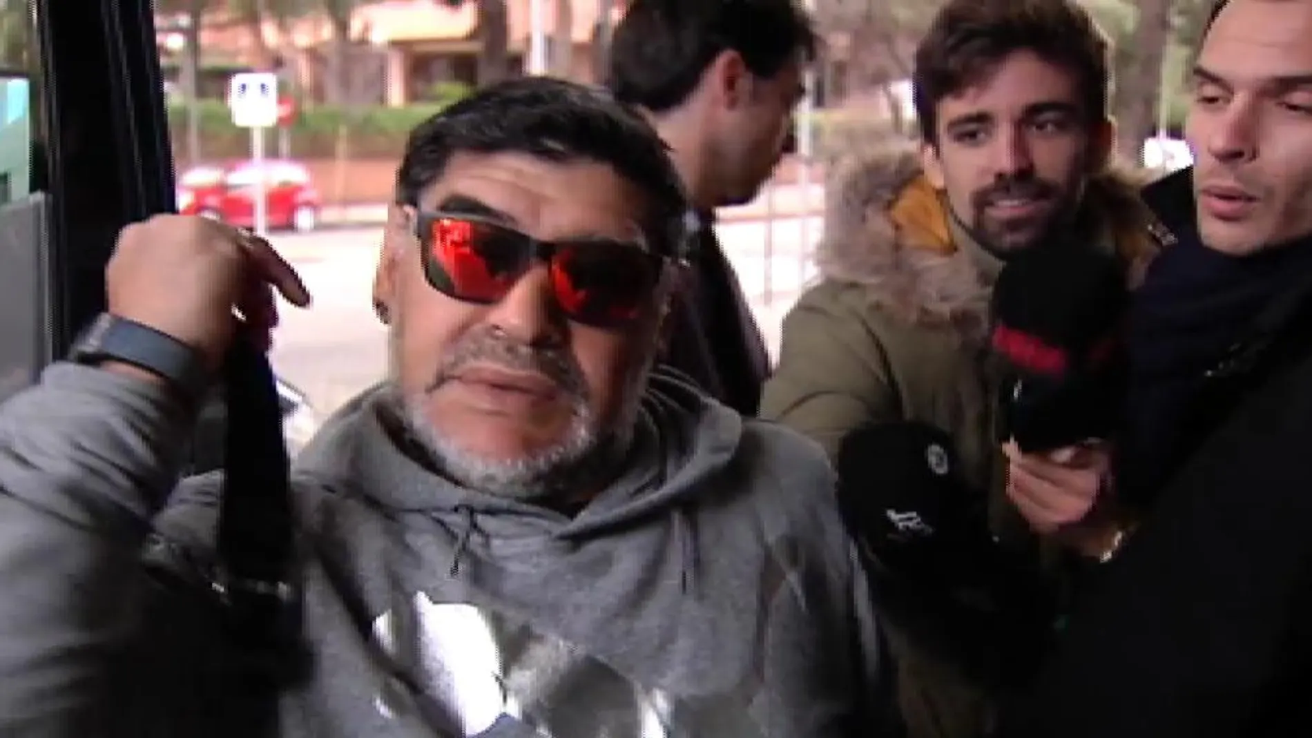 Diego Armando Maradona llega a Madrid para disfrutar del partido de Champions