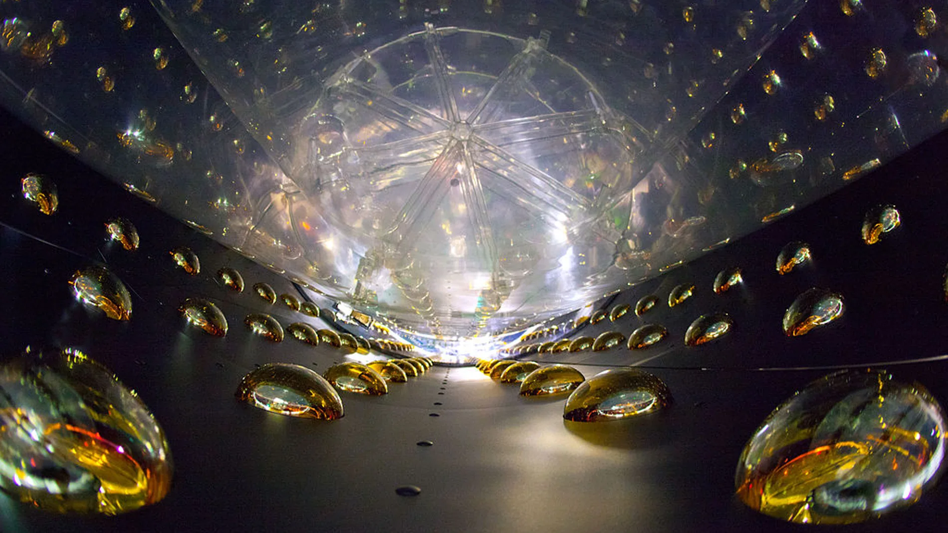 El detector de neutrinos Daya Bay