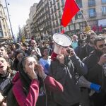 Miles de estudiantes tomaron las calles de Barcelona para protestar contra el 3+2