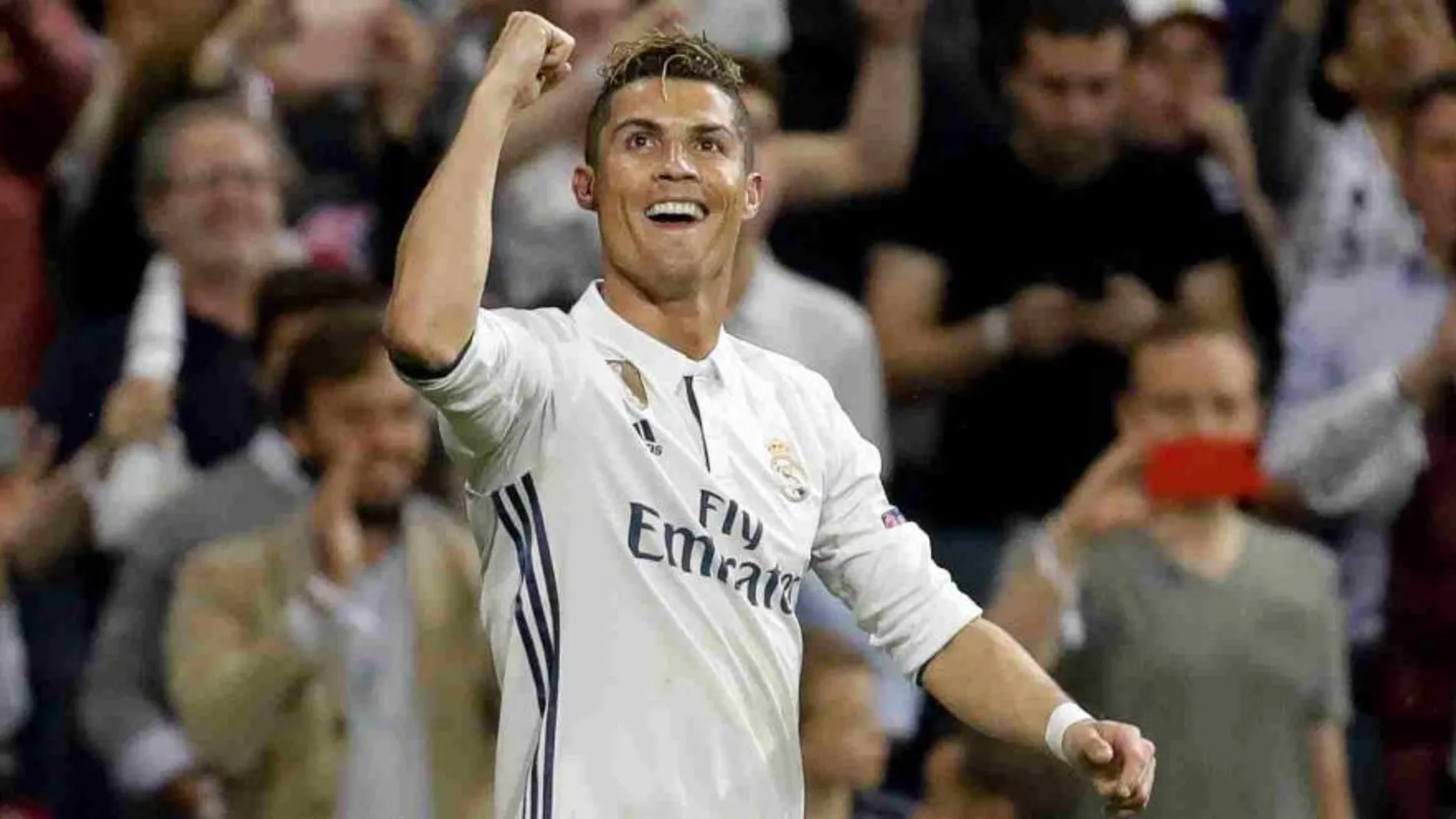 Cristiano Ronaldo celebra tras marcar el tercer gol ante el Atlético de Madrid.