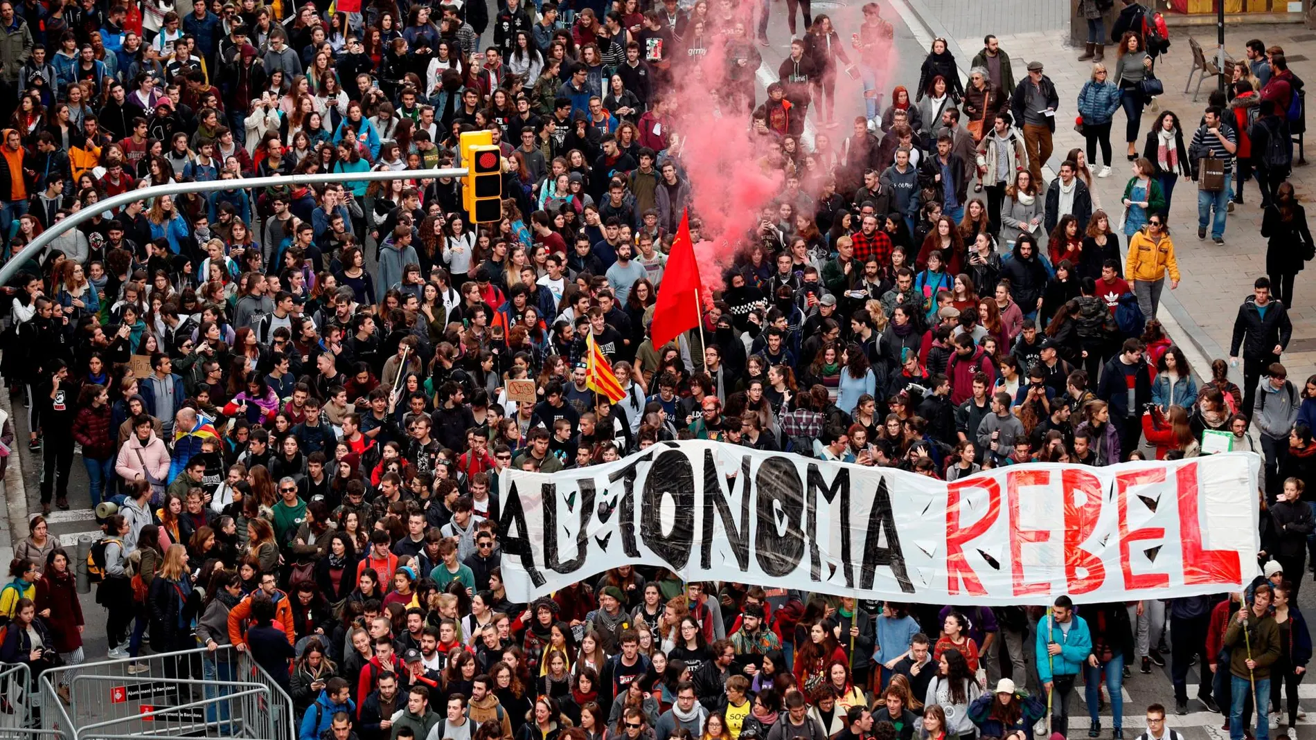 Los estudiantes en la Diagonal/foto Reuters