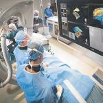 La terapia guiada por imagen es como tener un «GPS» que ayude en las intervenciones cardiacas; en concreto en la colocación de implantes de válvulas sin cesidad de una cirugía a corazón abierto