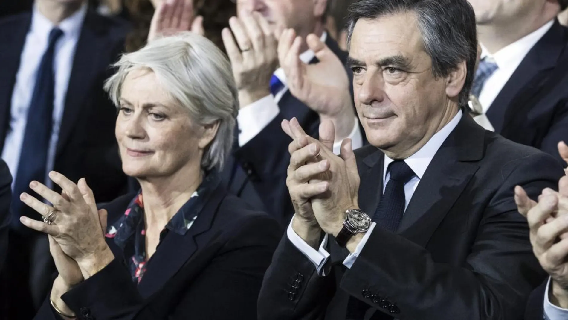 Francois Fillon y su mujer, Penélope, el pasado fin de semana en un acto político en París