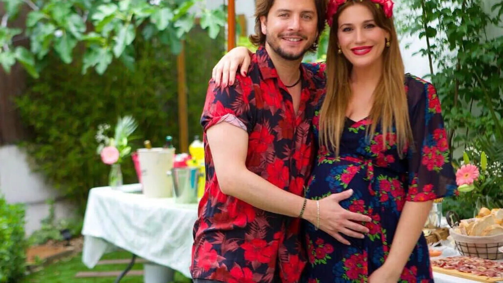Manuel Carrasco y su novia Almudena Navalón ya son padres