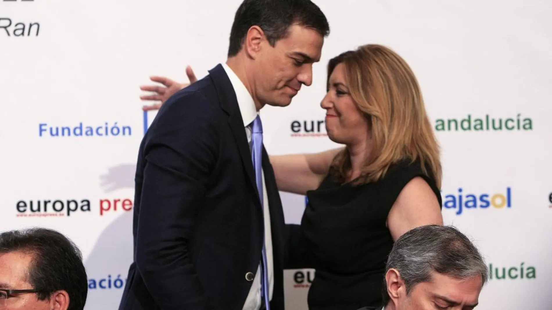 Los aspirantes a la Secretaría General del PSOE, Susana Díaz y Pedro Sánchez