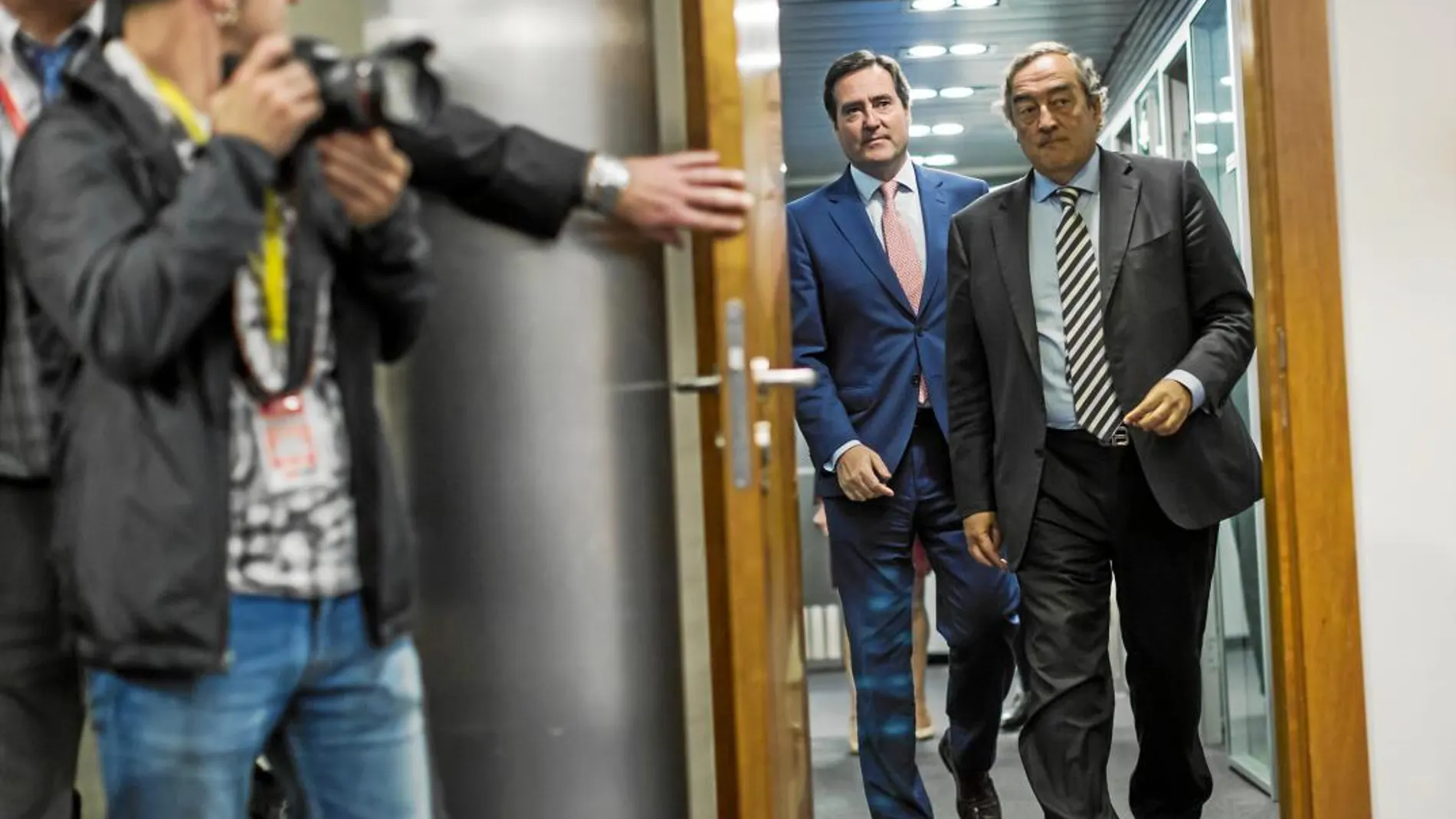 Antonio Garamendi y Juan Rosell, durante su visita en junio a Moncloa