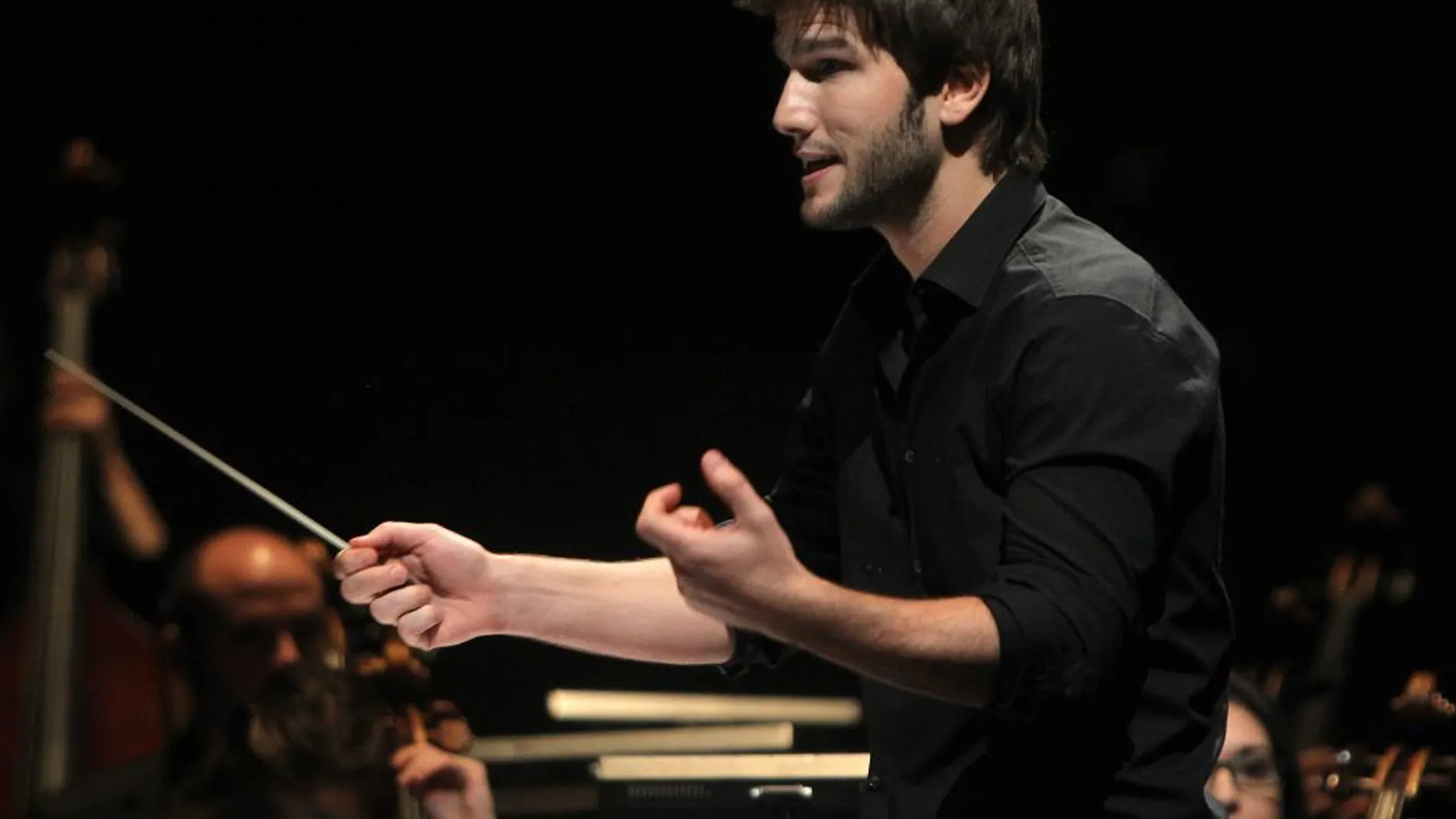 Lucas Vidal durante el ensayo general del Concierto de Navidad homenaje a John Williams