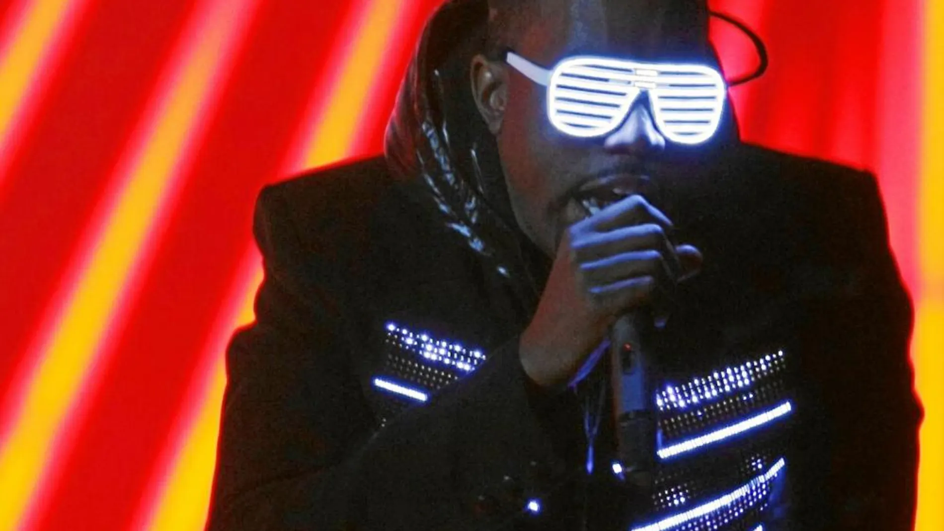 Kanye West anunció ayer en Twitter que ahora desea llamarse Ye