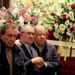 Juan Vicente Herrera, Jesús Quijano y José Antonio de Santiago-Juárez en la capilla ardiente de Rodríguez Bolaños en el Ayuntamiento de Valladolid