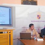 El alcalde de Palencia, Alfonso Polanco, presenta el Plan de Empleo junto a los concejales David Vázquez y Sergio Lozano