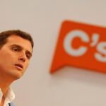 El presidente de Ciudadanos, Albert Rivera, durante la rueda de prensa posterior a la reunión de la Ejecutiva Nacional de su partido