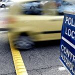 La Policía realizando un control de alcoholemia