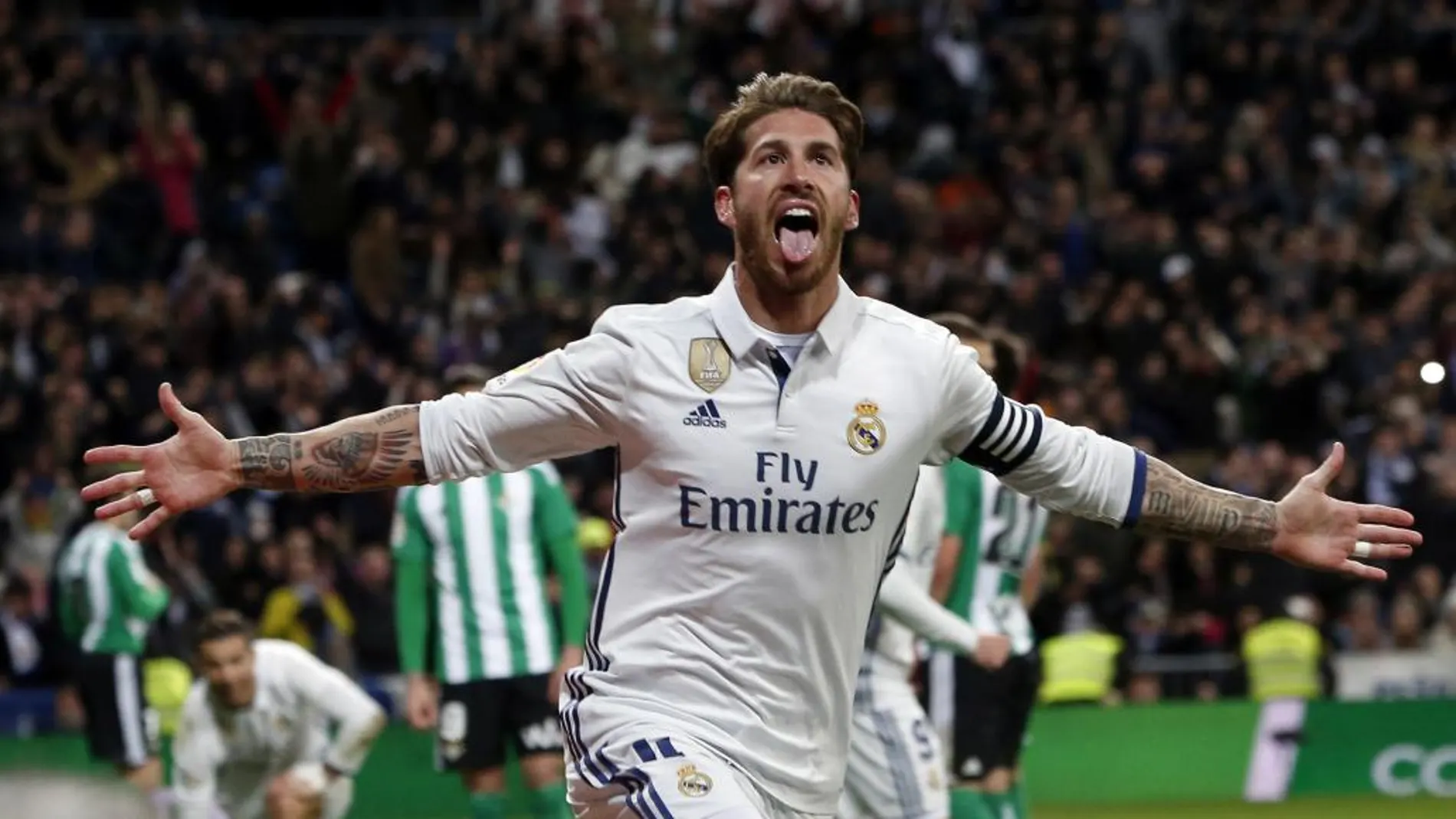 El defensa del Real Madrid, Sergio Ramos, celebra el segundo gol del equipo madridista