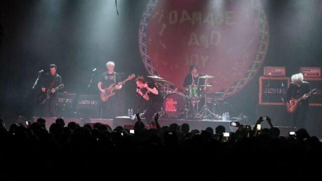 The Jesus &amp; Mary Chain en concierto