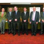 Foto de familia del alcalde de León, Antonio Silván, con la Junta Directiva de la Federación Leonesa de Empresarios
