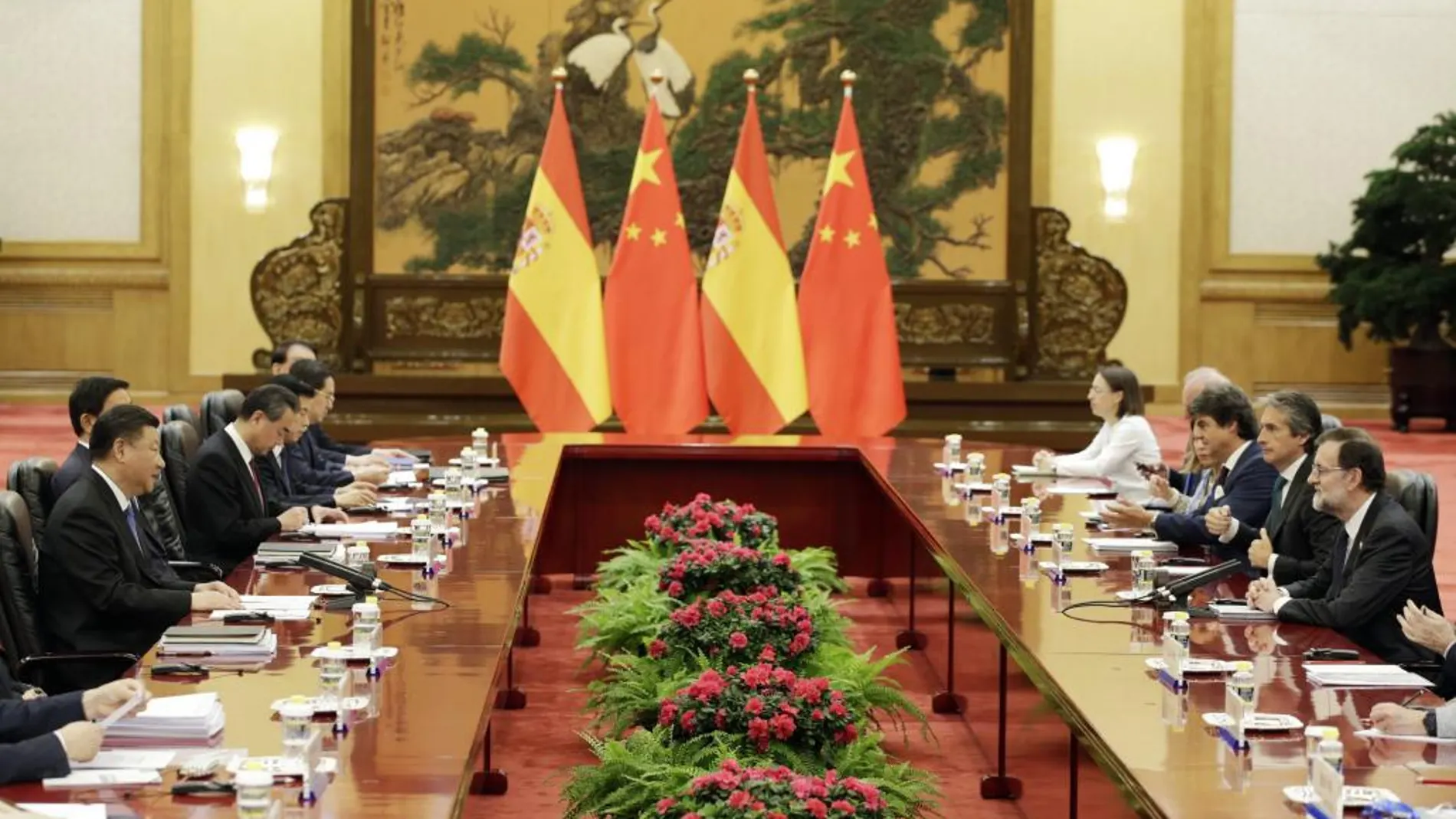 Reunión entre las delegaciones de España y China