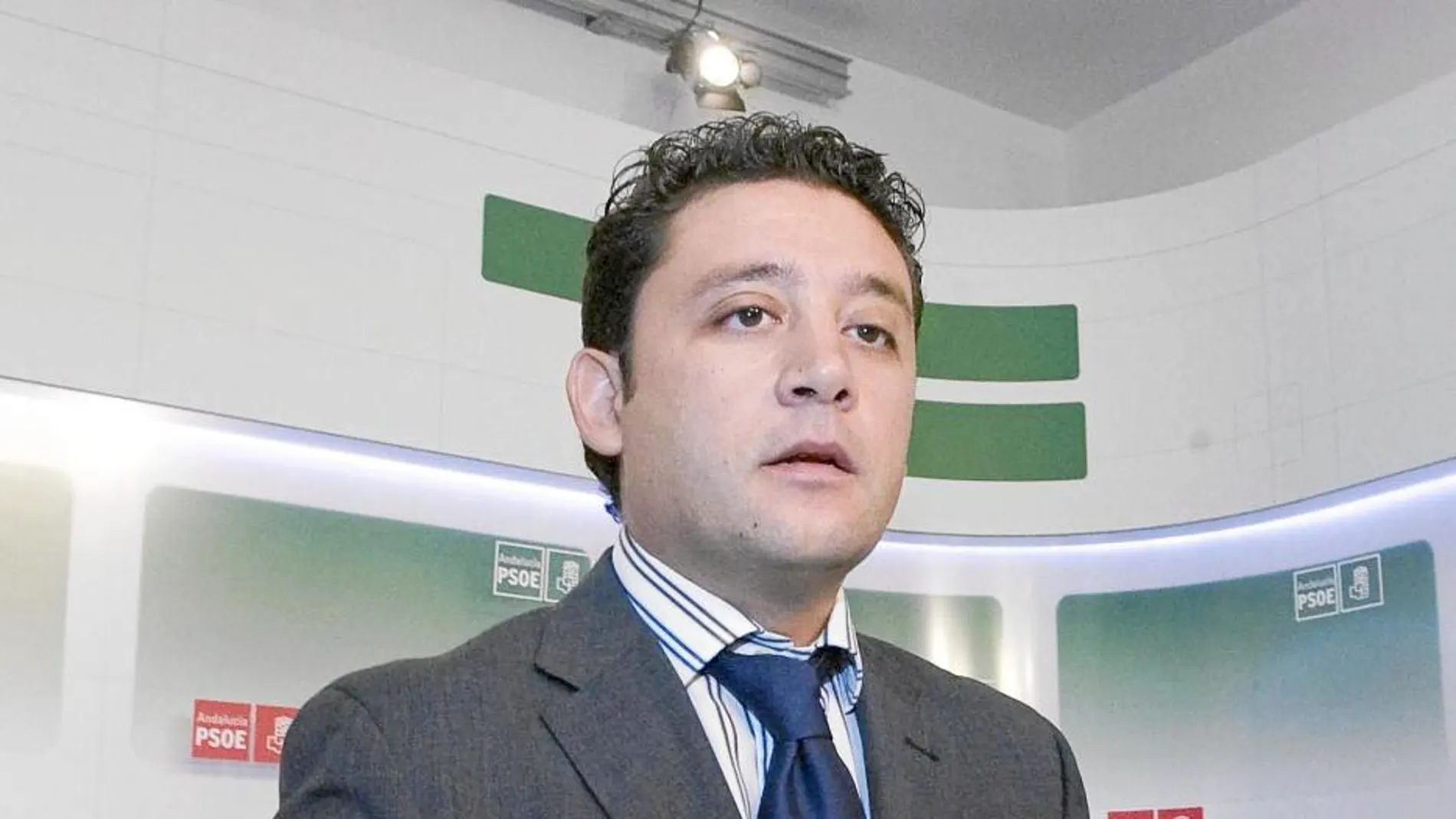 Rafael Velasco fue parlamentario socialista y vicesecretario general del partido