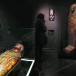 La muestra permite contemplar obras de primer nivel, como el sarcófago de Unnefer, que la Fundación Arqueológica Clos adquirió hace escasamente dos meses