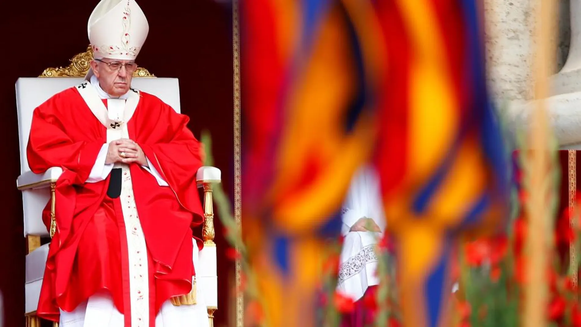 El Papa, durante la misa.