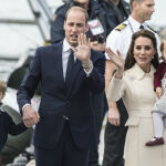 Los duques de Cambridge con sus hijos, los príncipes Jorge y Carlota
