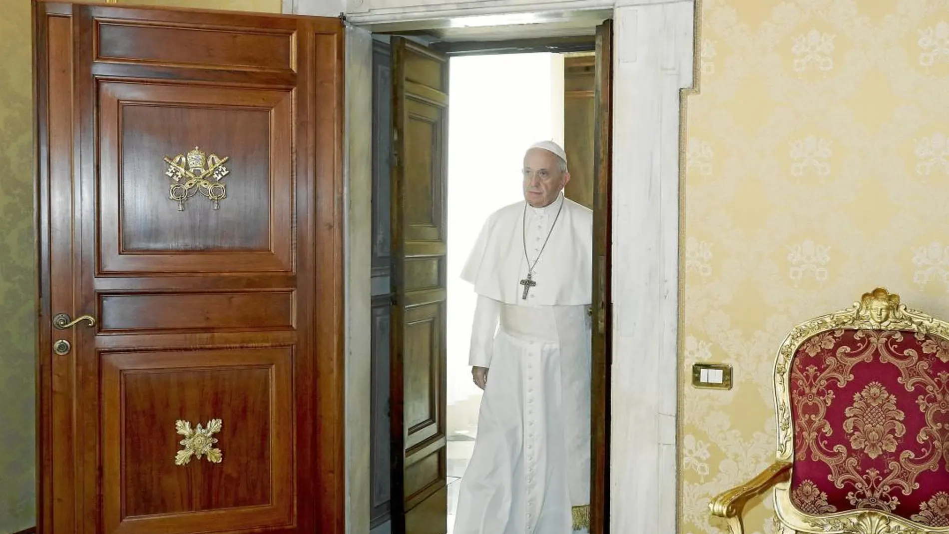 El Papa Francisco, en el acto de bienvenida al presidente de Suiza, Alain Berset