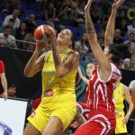 La jugadora australiana Liz Cambage durante el partido frente a Turquía de la tercera jornada de la decimoctava edición de la Copa del Mundo de Baloncesto Femenino / Efe