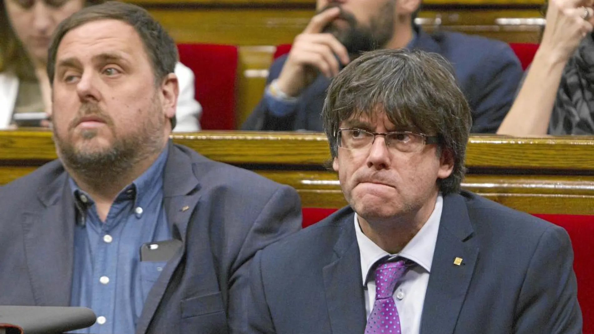 Puigdemont se estrenó en el cargo con la rebaja a bono basura de Cataluña