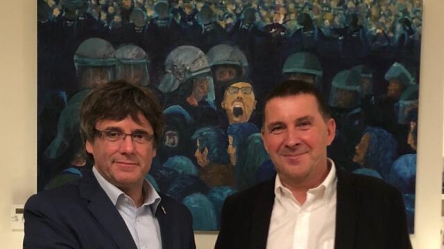 Otegui y Puigdemont, juntos ayer en Bruselas