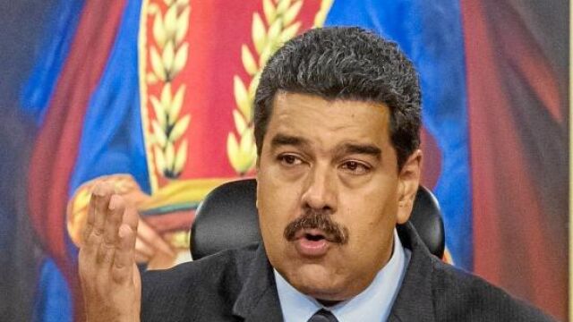 Maduro arma a la población para combatir la violencia