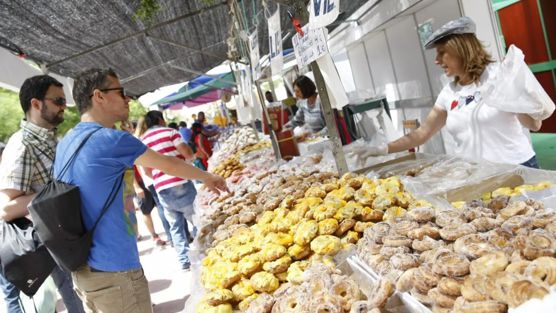 En estas fiestas tan tradicionales no puede faltar la gastronomía típica de estas fechas y de la ciudad de Madrid.