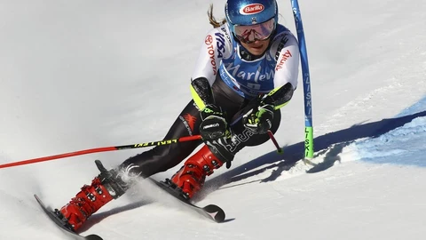 Mikaela Shiffrin gana por fin en Kronplatz