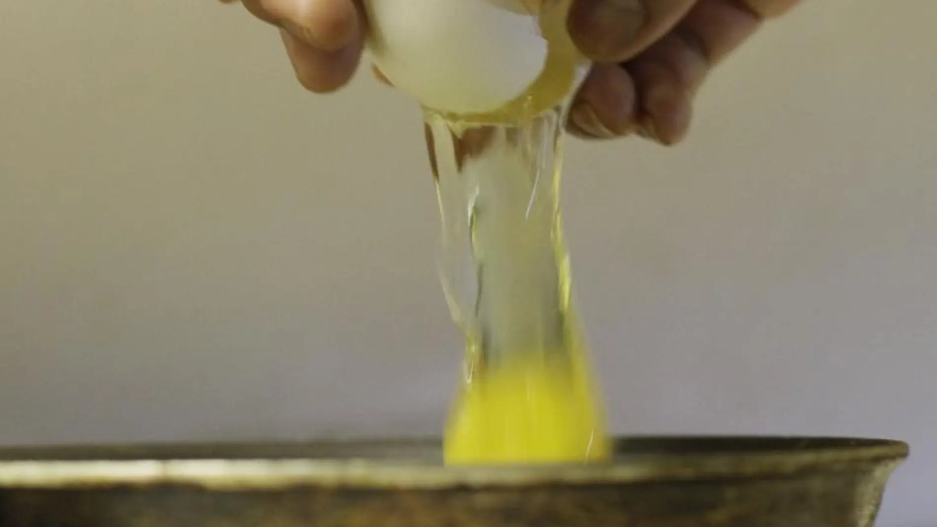 Salud recomienda extremar las precauciones con alimentos a base de huevo para evitar la salmonelosis